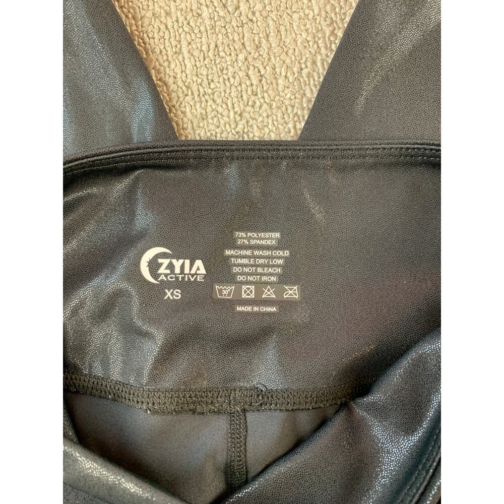 Zyia Active Bike Short Light n Tight Hustle Shorts Athletic Black Metallic XS - Picture 6 of 9